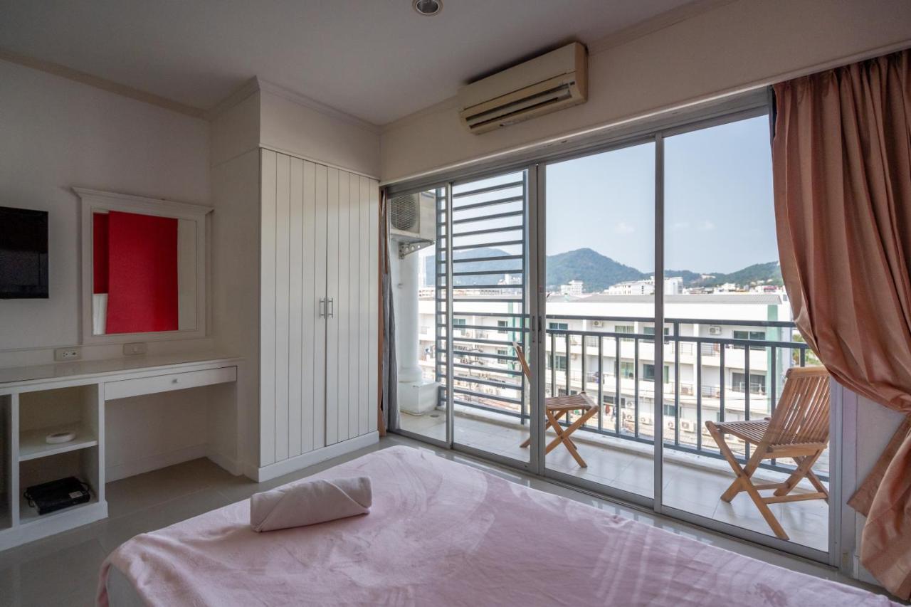 Santi White House Patong Hotel Eksteriør billede