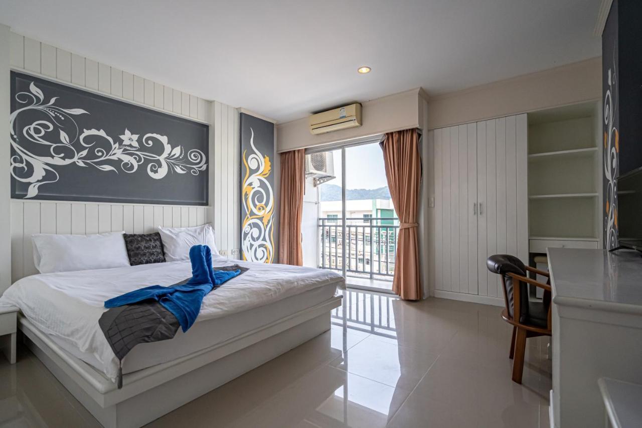 Santi White House Patong Hotel Eksteriør billede