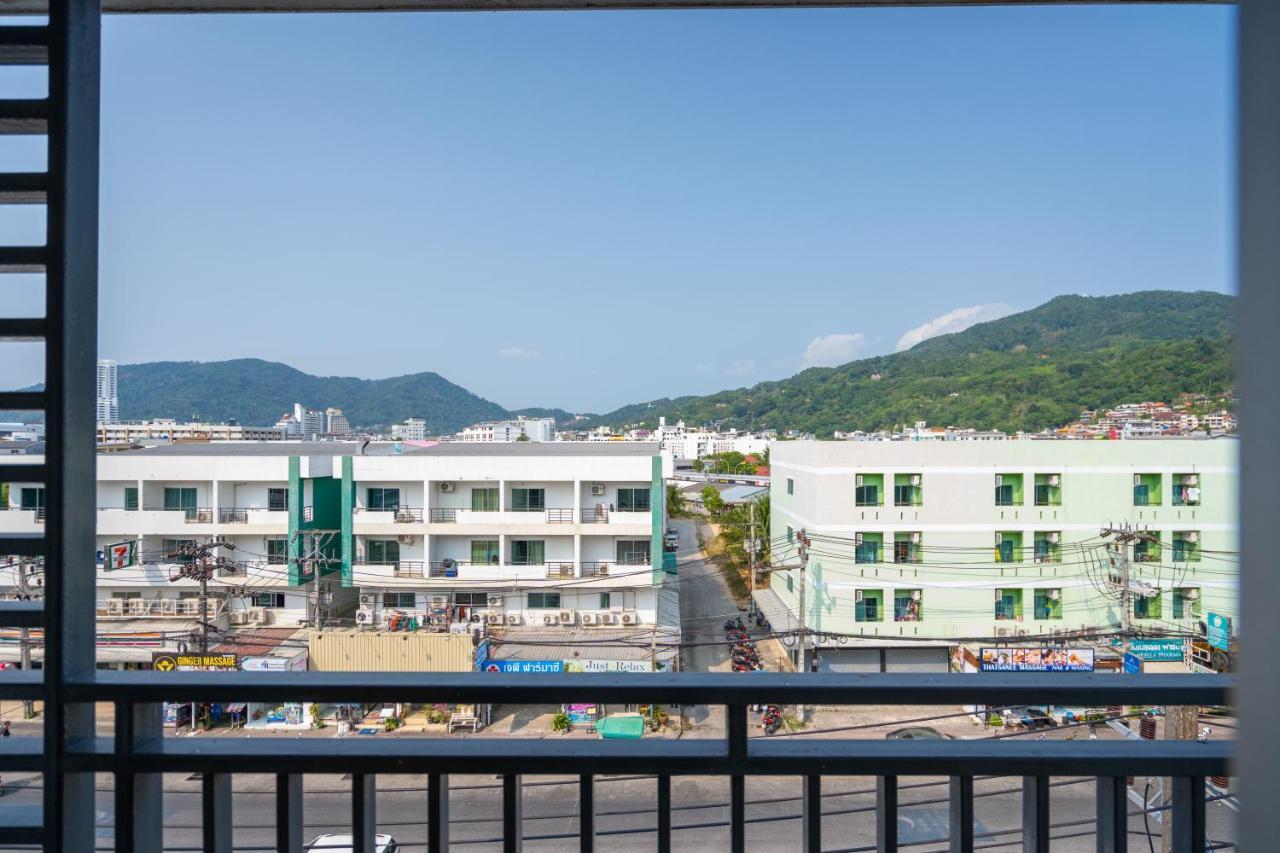 Santi White House Patong Hotel Eksteriør billede